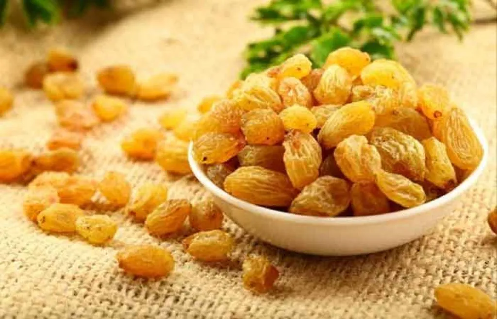 خرید و قیمت روز  کشمش طلایی درشت 